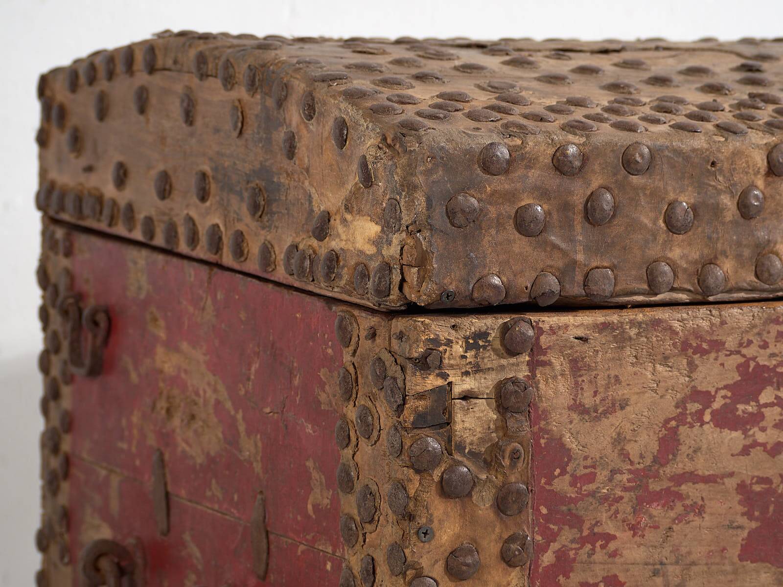 Oriental chest from the Chinese imperial period (circa 1850) #26