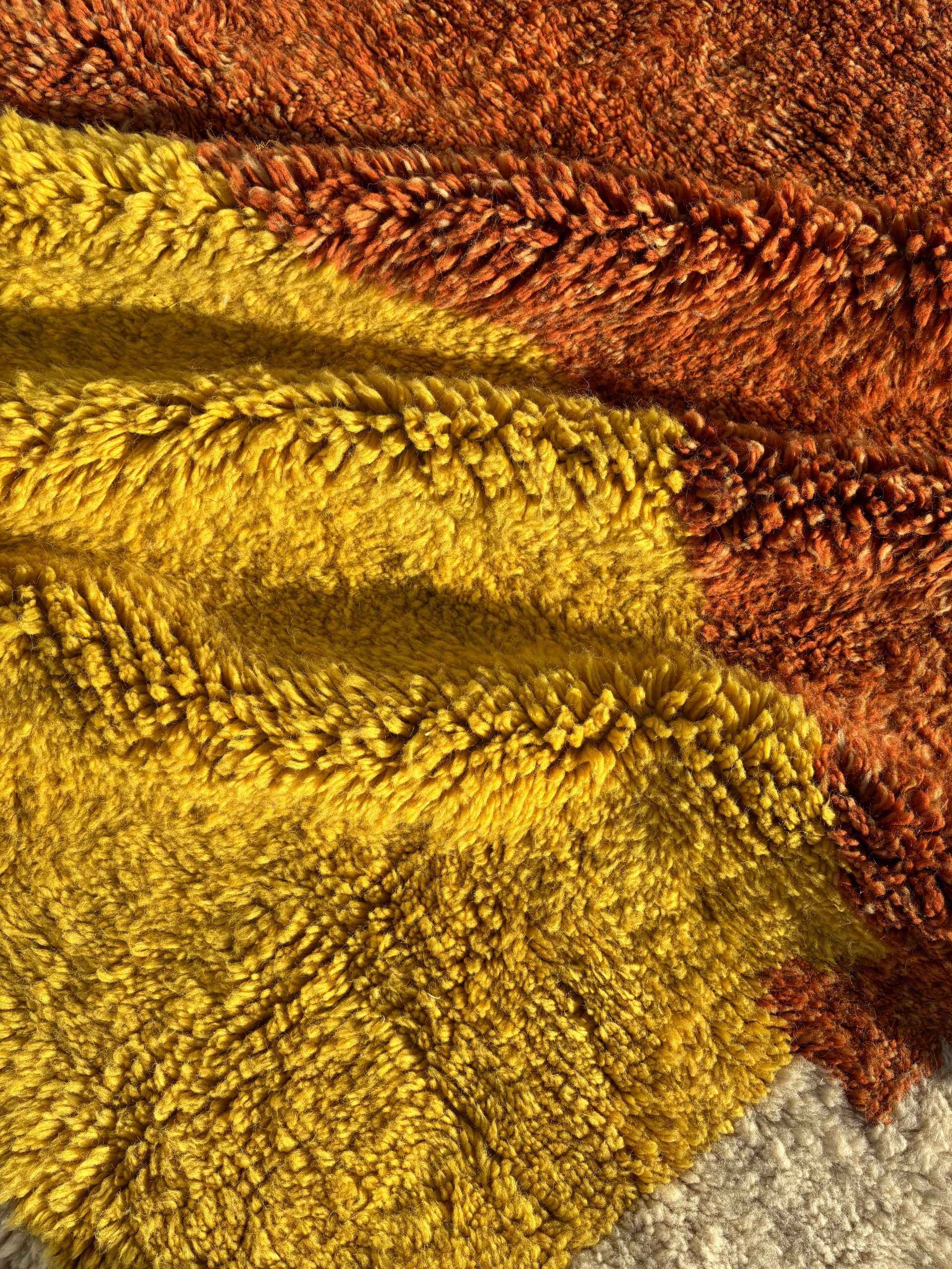 Atlas Sunset – Custom Moroccan Mrirt rug in natural wool