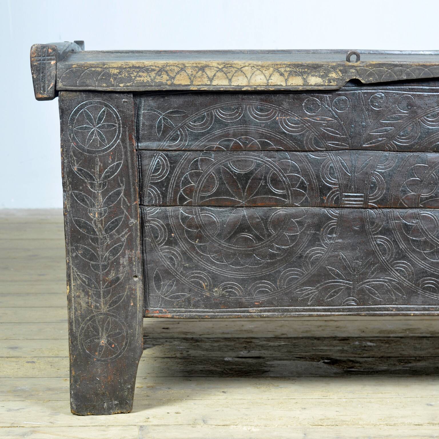 Antique shepherd’s chest, 1850s