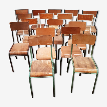 Lot ancienne chaises d'école vintage