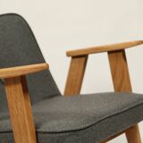 Fauteuil du milieu du siècle, revêtement en laine grise, bois de chêne, chaise longue de Style Vintage après rénovation