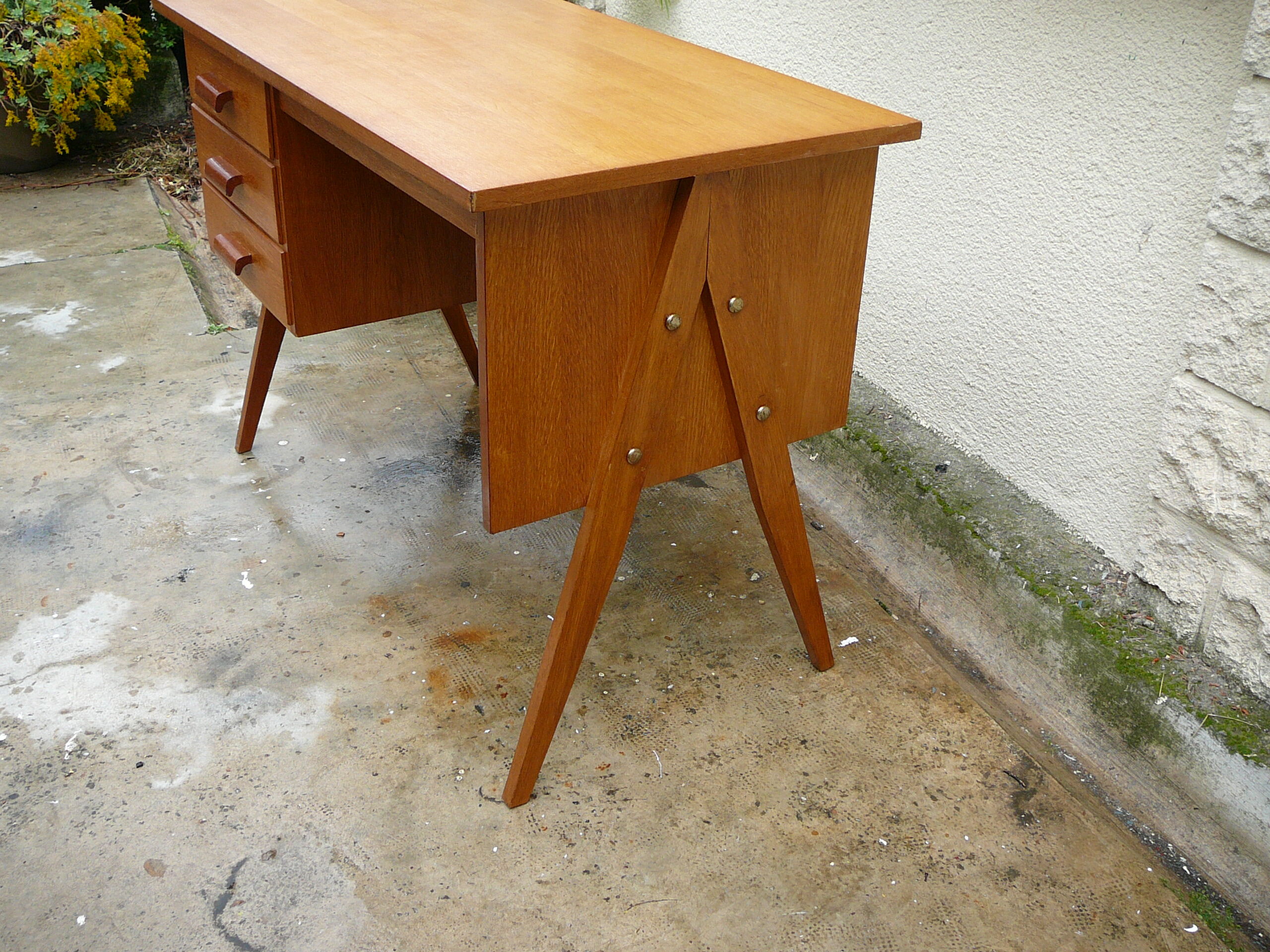 Scandinavian desk 50/60