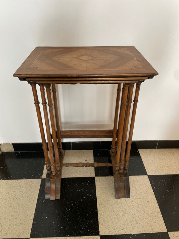 Tables gigognes Anglaises