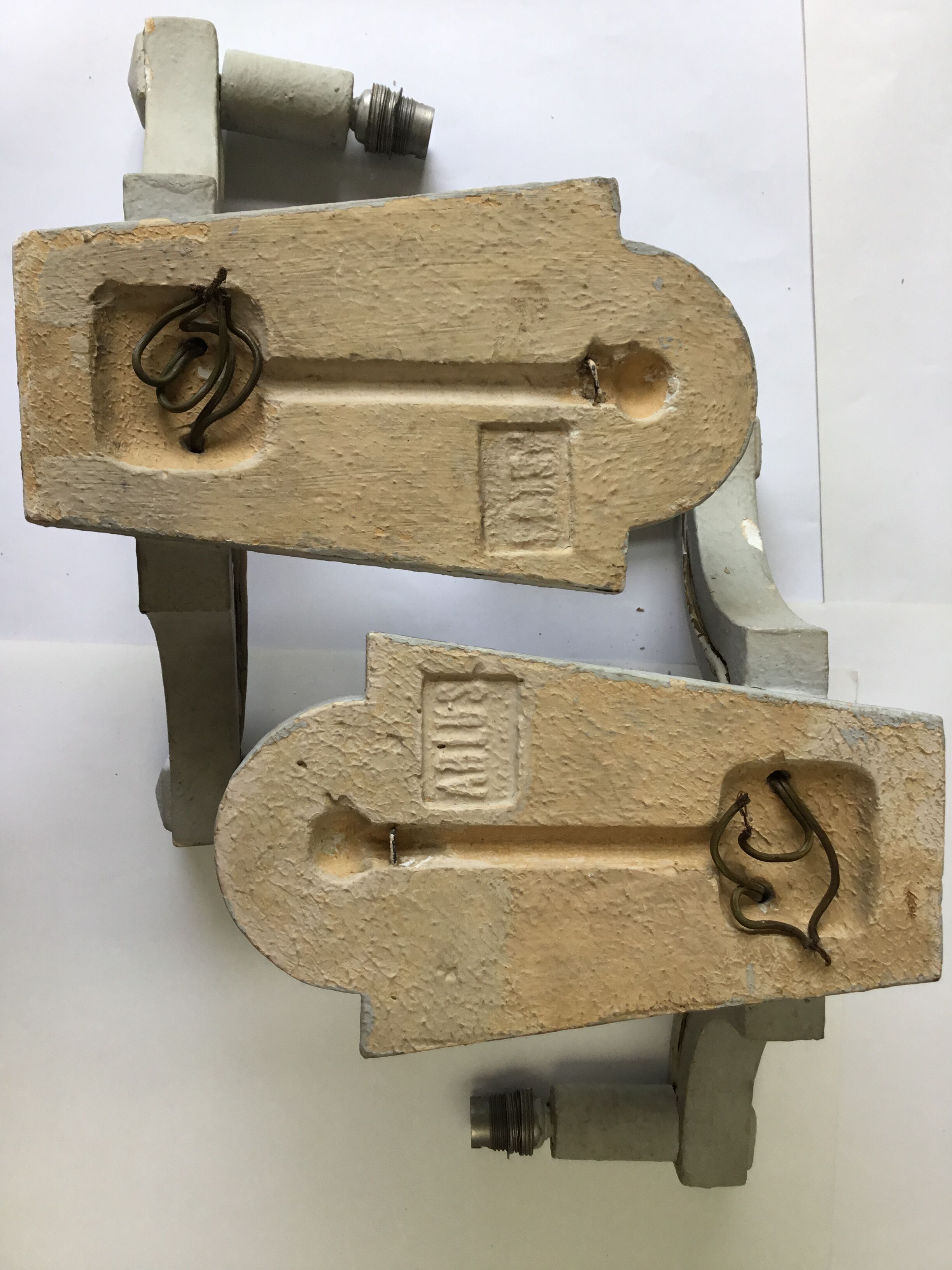 Pair wall lamps in plaster Arlus 40/50