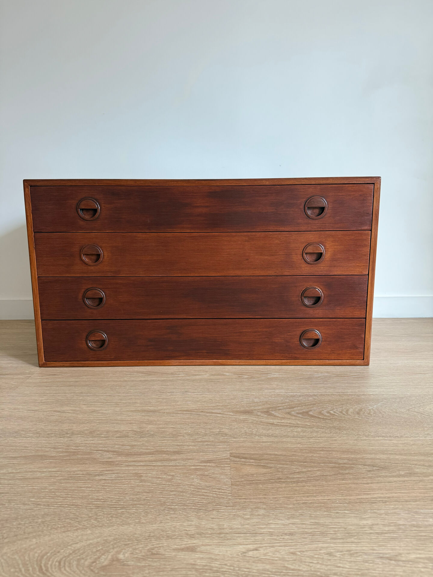 Commode