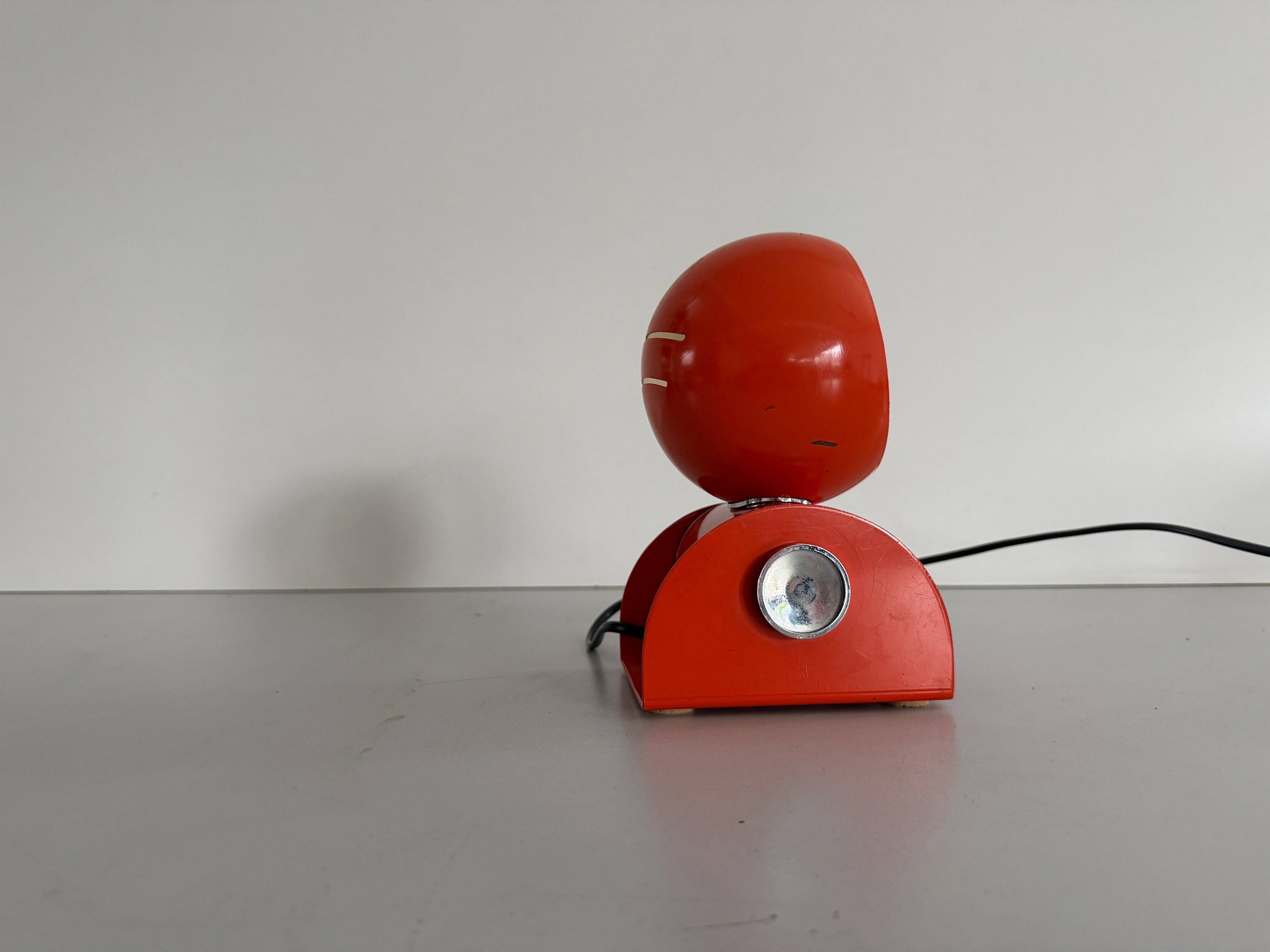 Lampe de table en métal NO AGE, années 1970, Italie