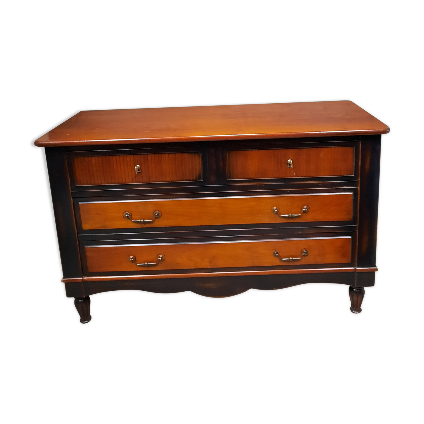 Commode de style louis xvi peinte
