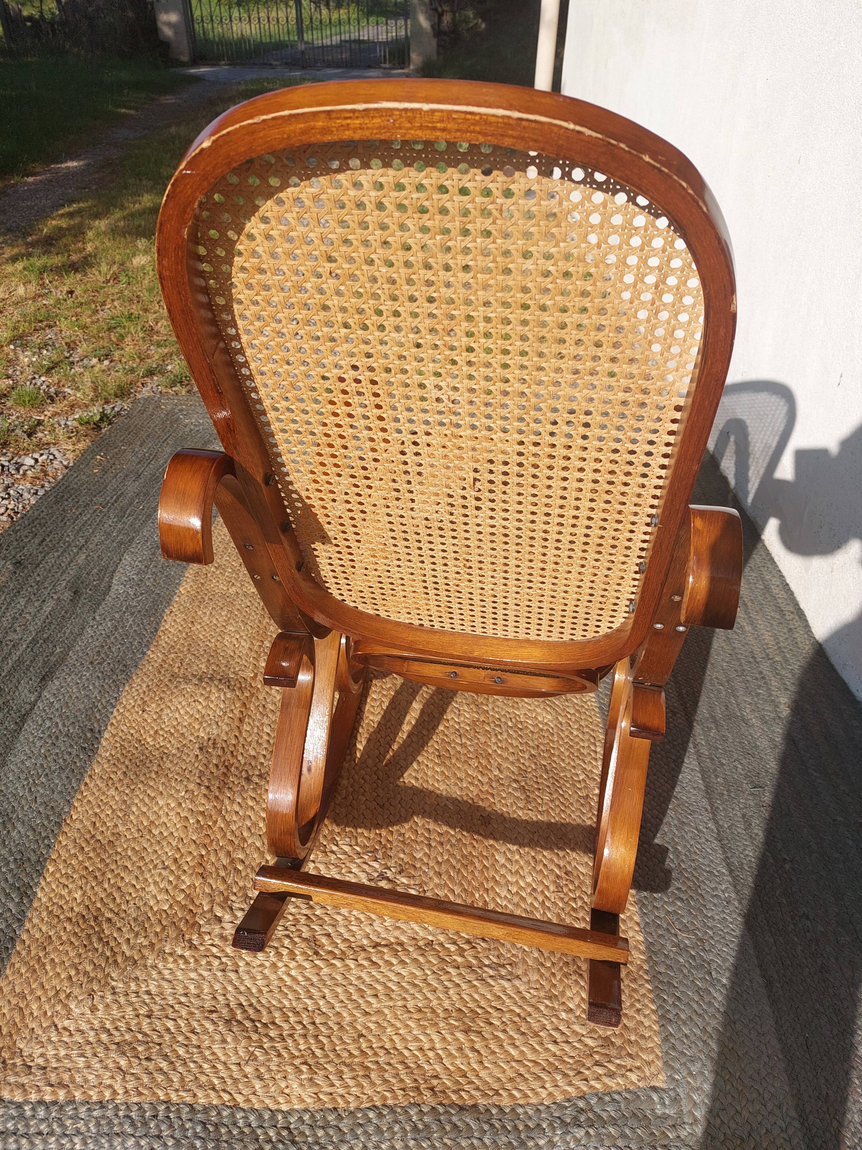 Rocking chair, rocking chair, cane