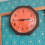Horloge murale vintage Hangarter