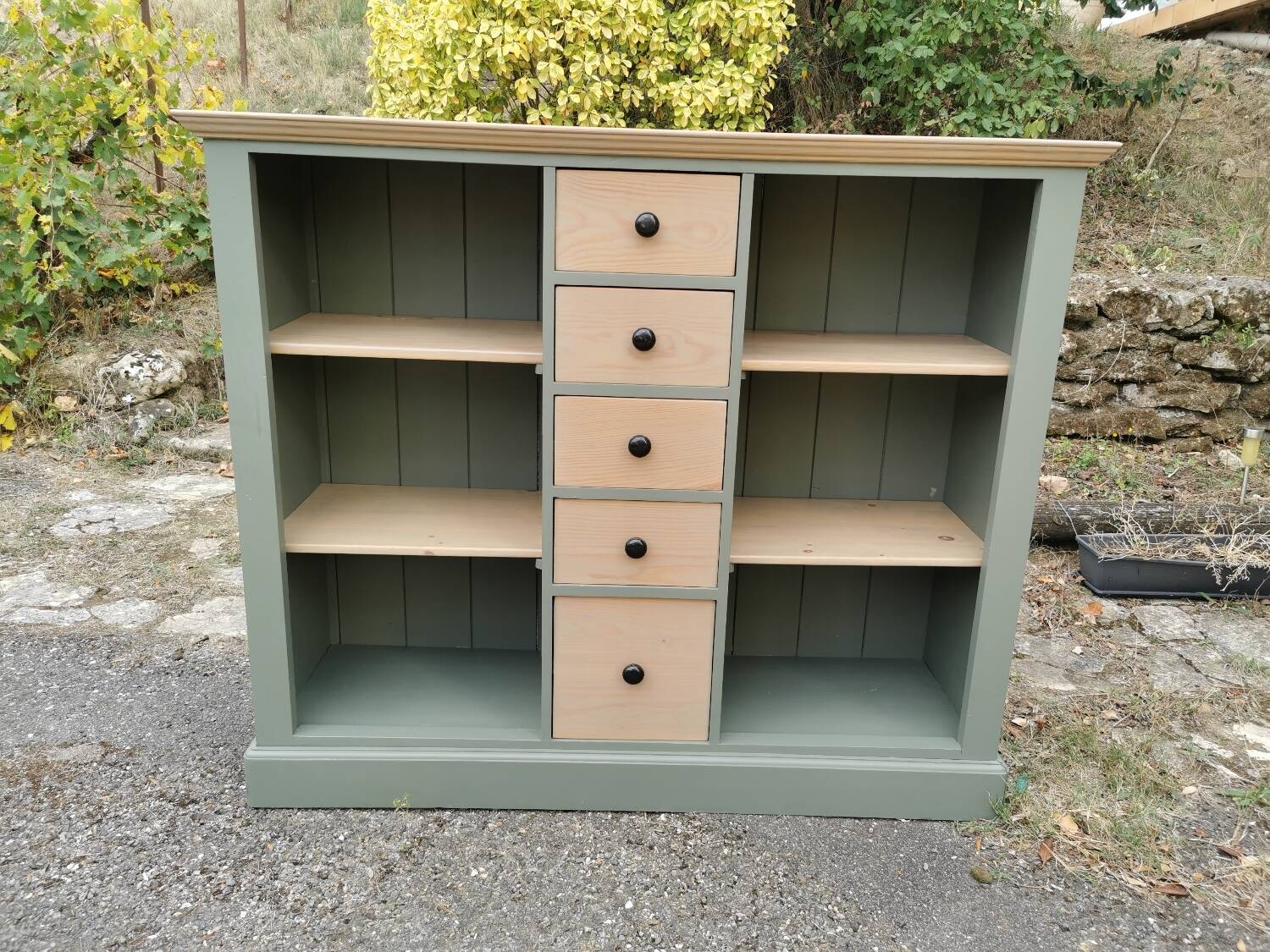 Solid pine craft furniture