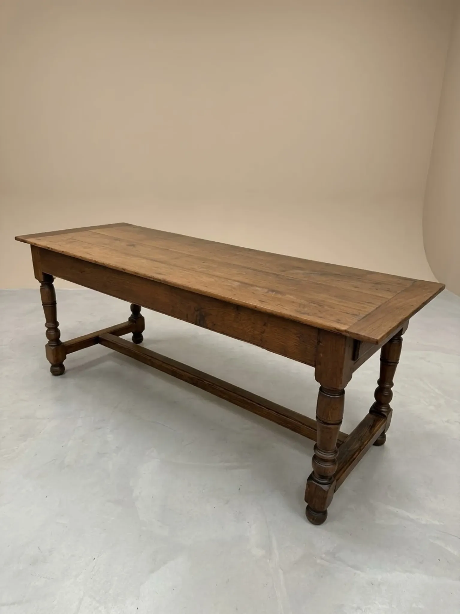 Rustic Burgundy farmhouse table from the 18th century in solid oak.