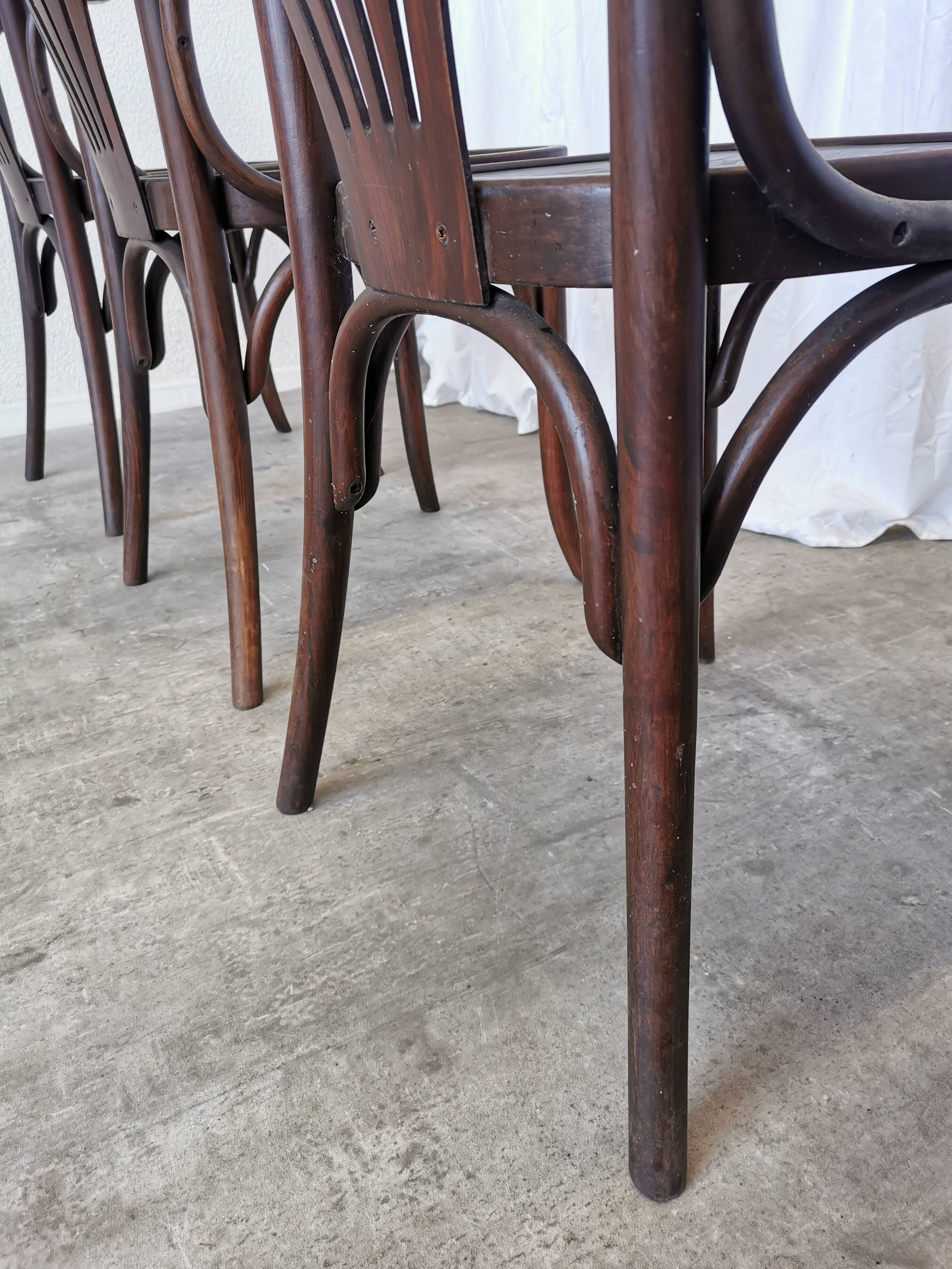 Set of 4 Vintage Bentwood Dining Chair: Mid-Century Thonet Style Armchair