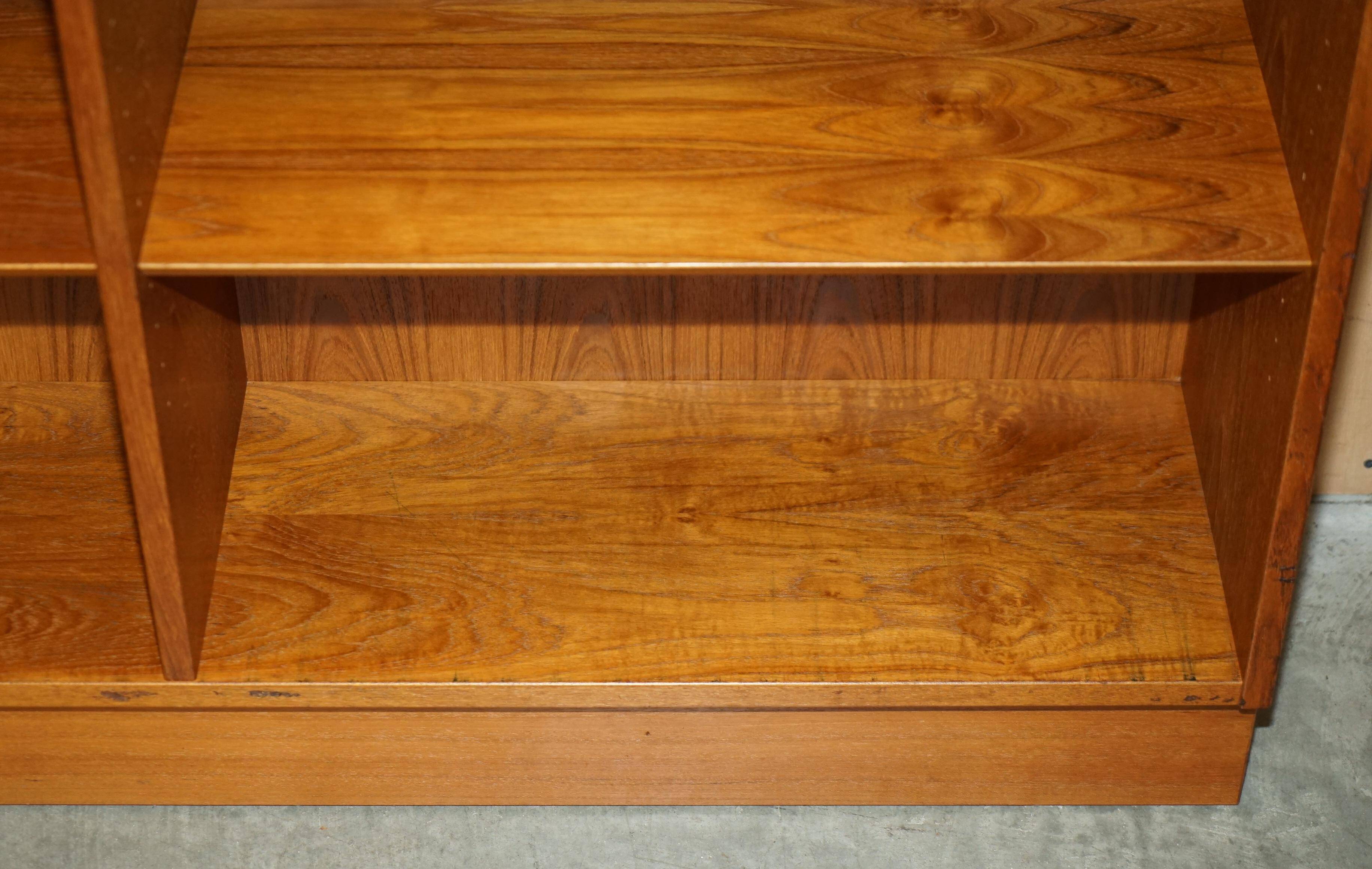 Pair of large open bookshelves Poul Hundevad Mid Century Modern in teak