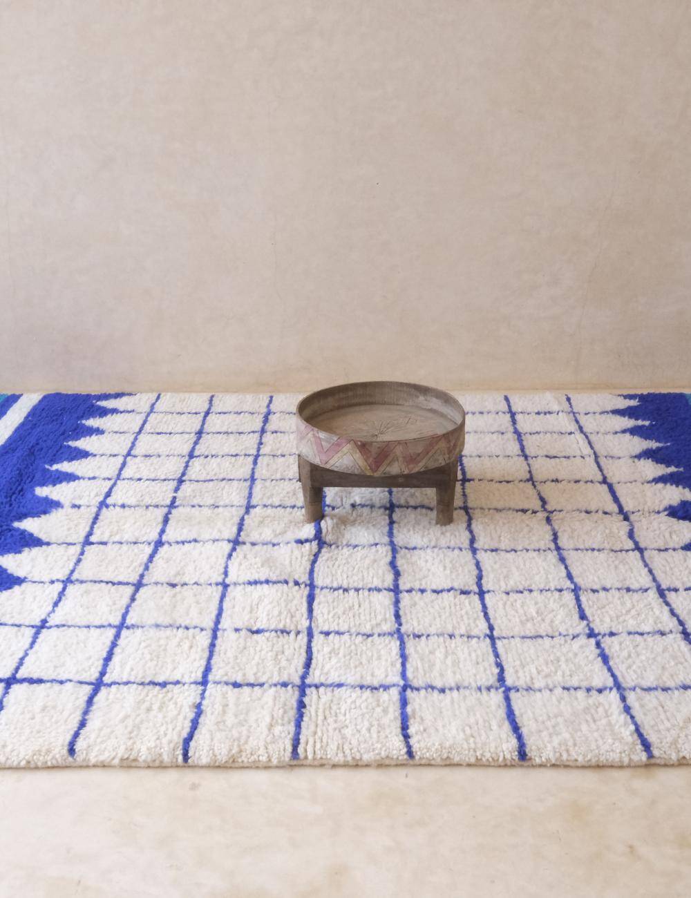 Contemporary Blue Rug - 264 x 180 cm