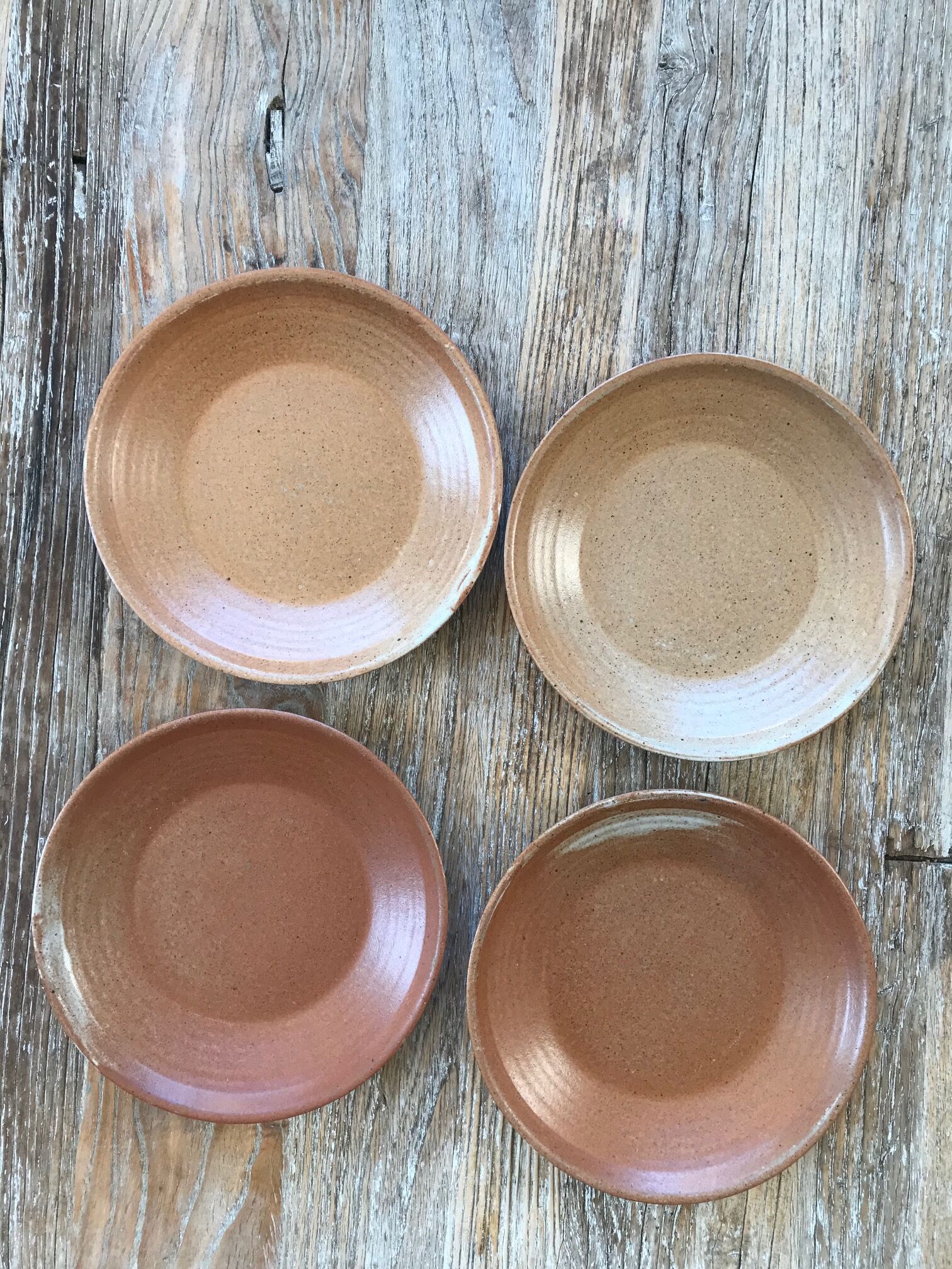 Set of 4 hollow sandstone plates