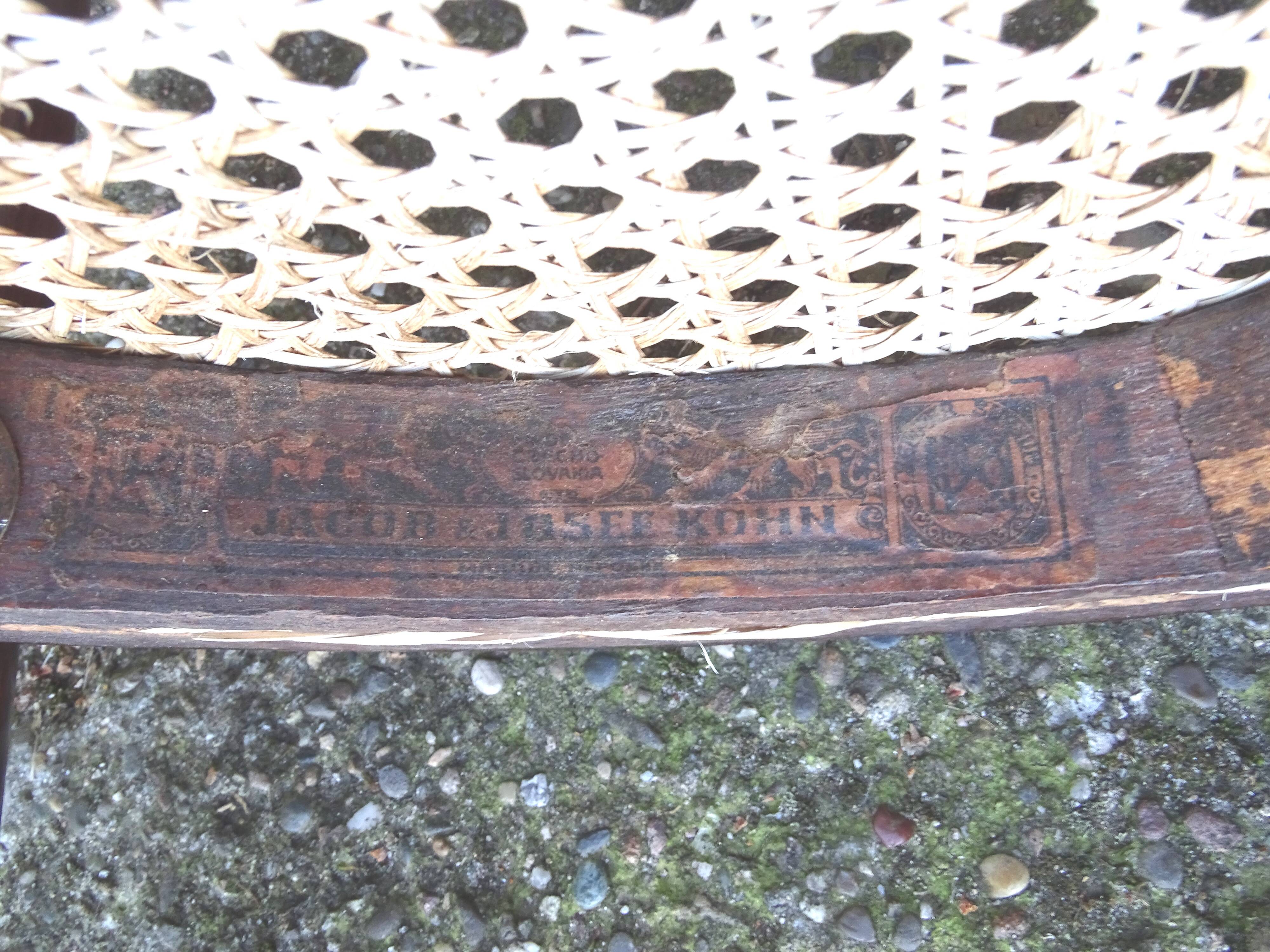 Set of 2 Kohn bistro cane chairs 1920 - bentwood -