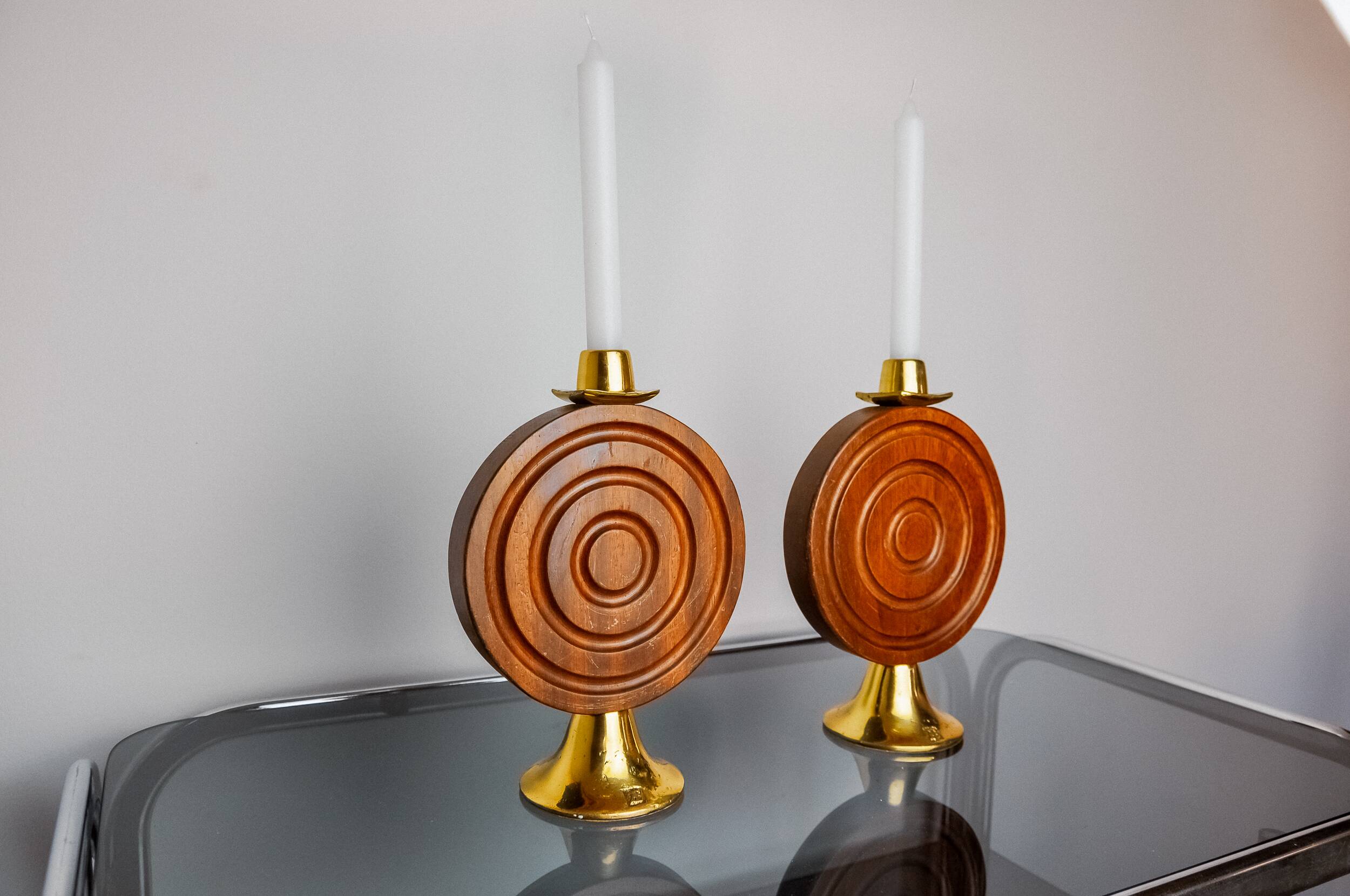 Pair of brutalist candlesticks by Ardisur, bronze and wood, Spain, 1970