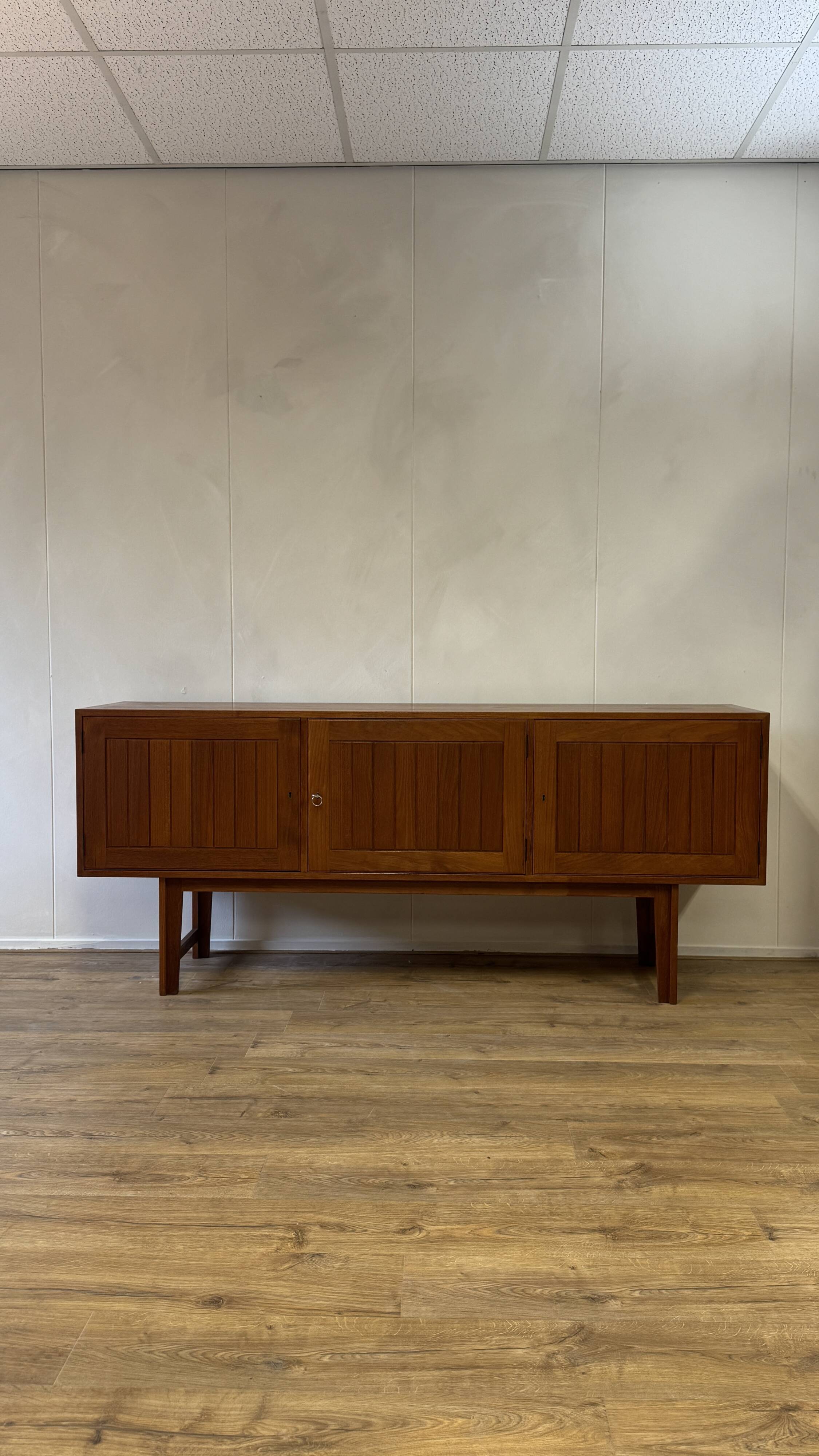 Vamo Sonderberg lowboard dressoir