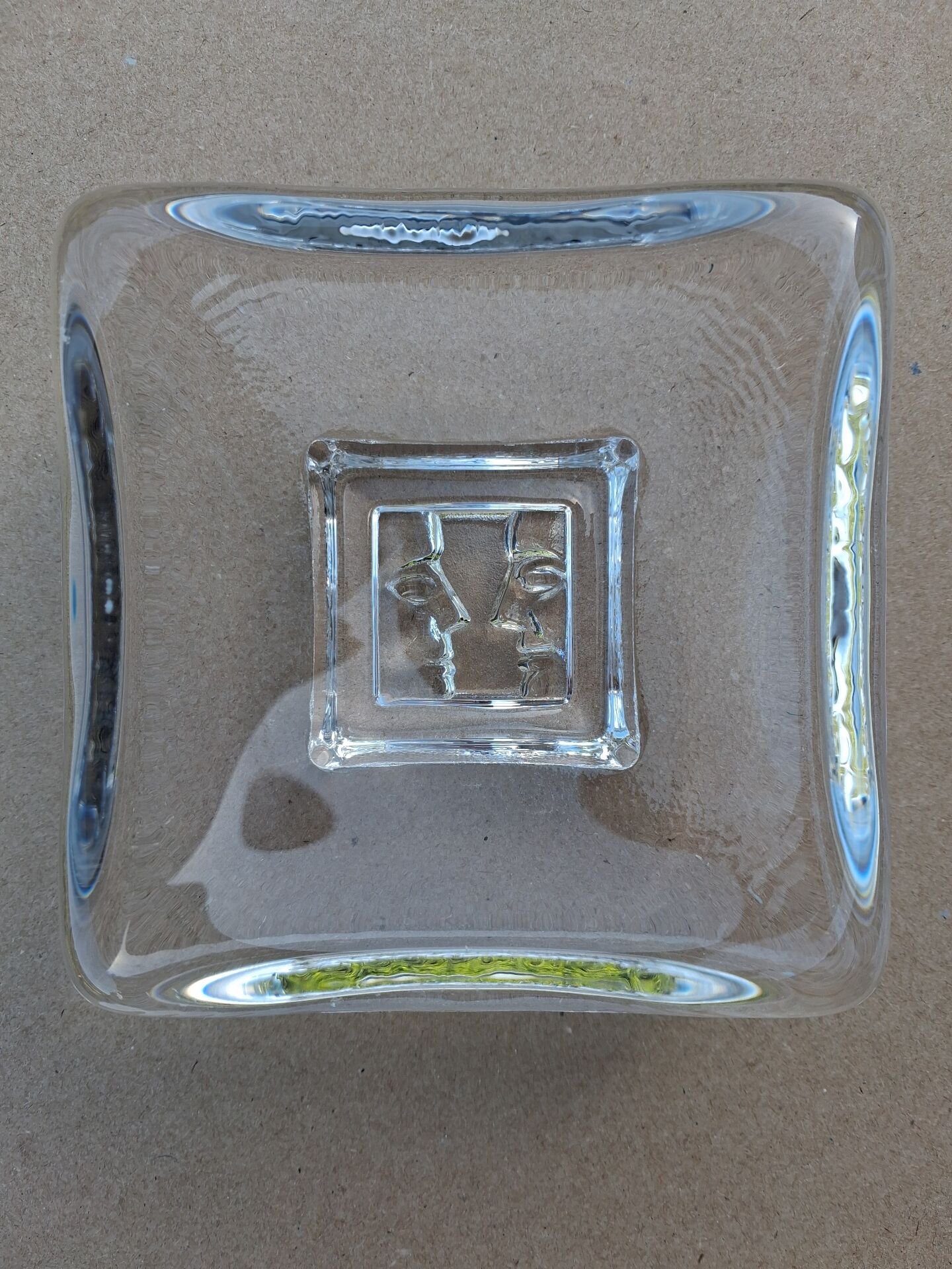 Ashtray art glass, Bertil Vallien for Kosta Boda