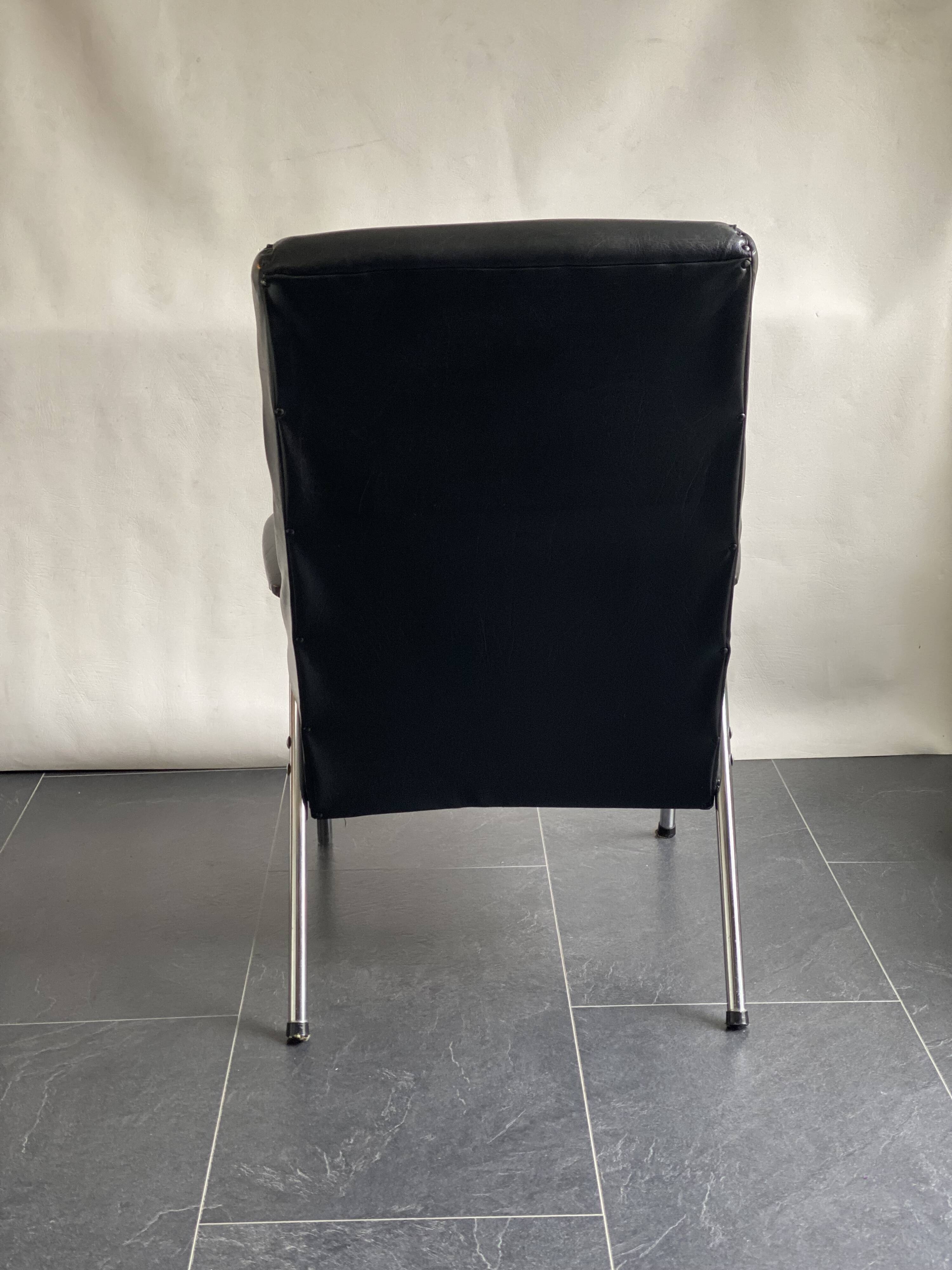 Pair of Bauhaus Style Arm Chairs