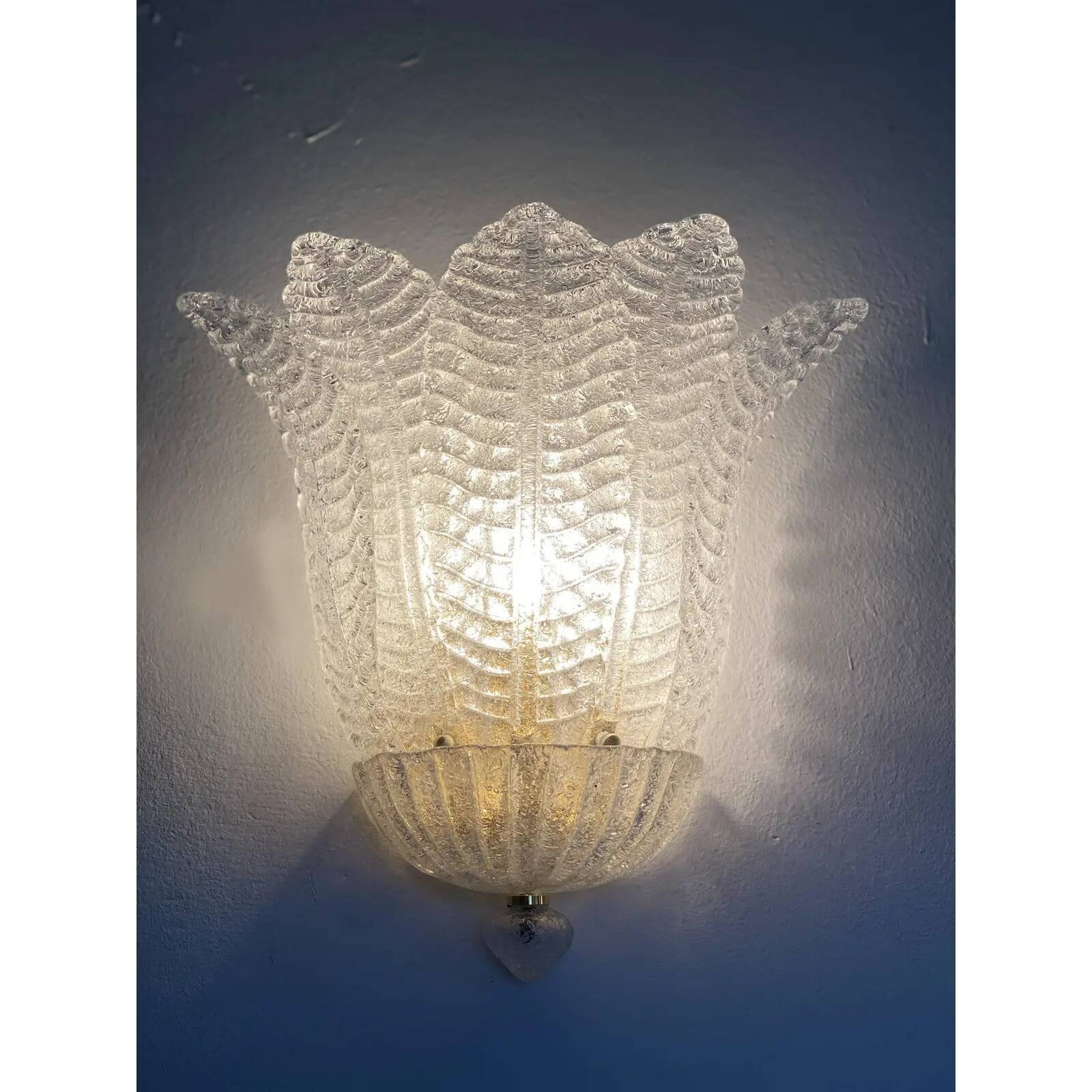 Contemporary Venetian Transparent Graniglia “Leaf” Murano Glass Wall Sconce