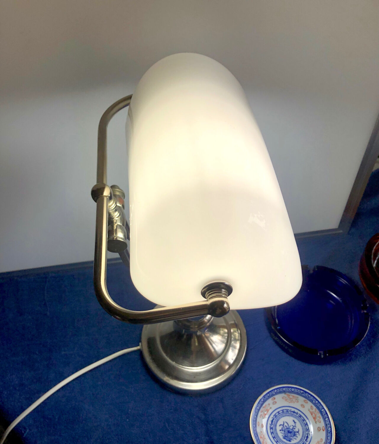 Banker lamp pharmacy avocado