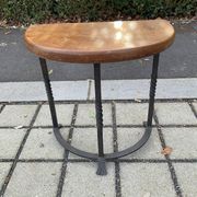 Paire de tables  chêne et fer forge des années 30, Art déco