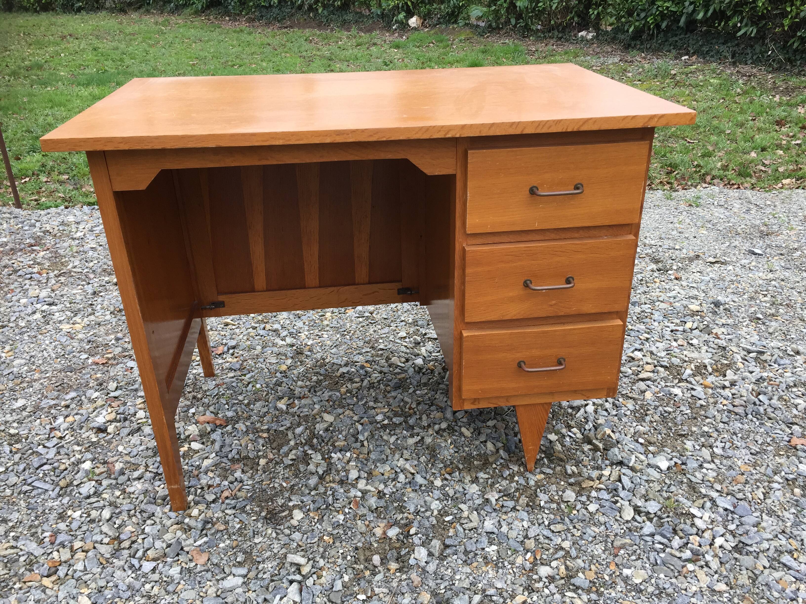 Vintage oak desk with 3 drawers