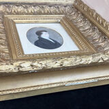 German school (?) of the early 19th century, Portrait of a young man wearing glasses.