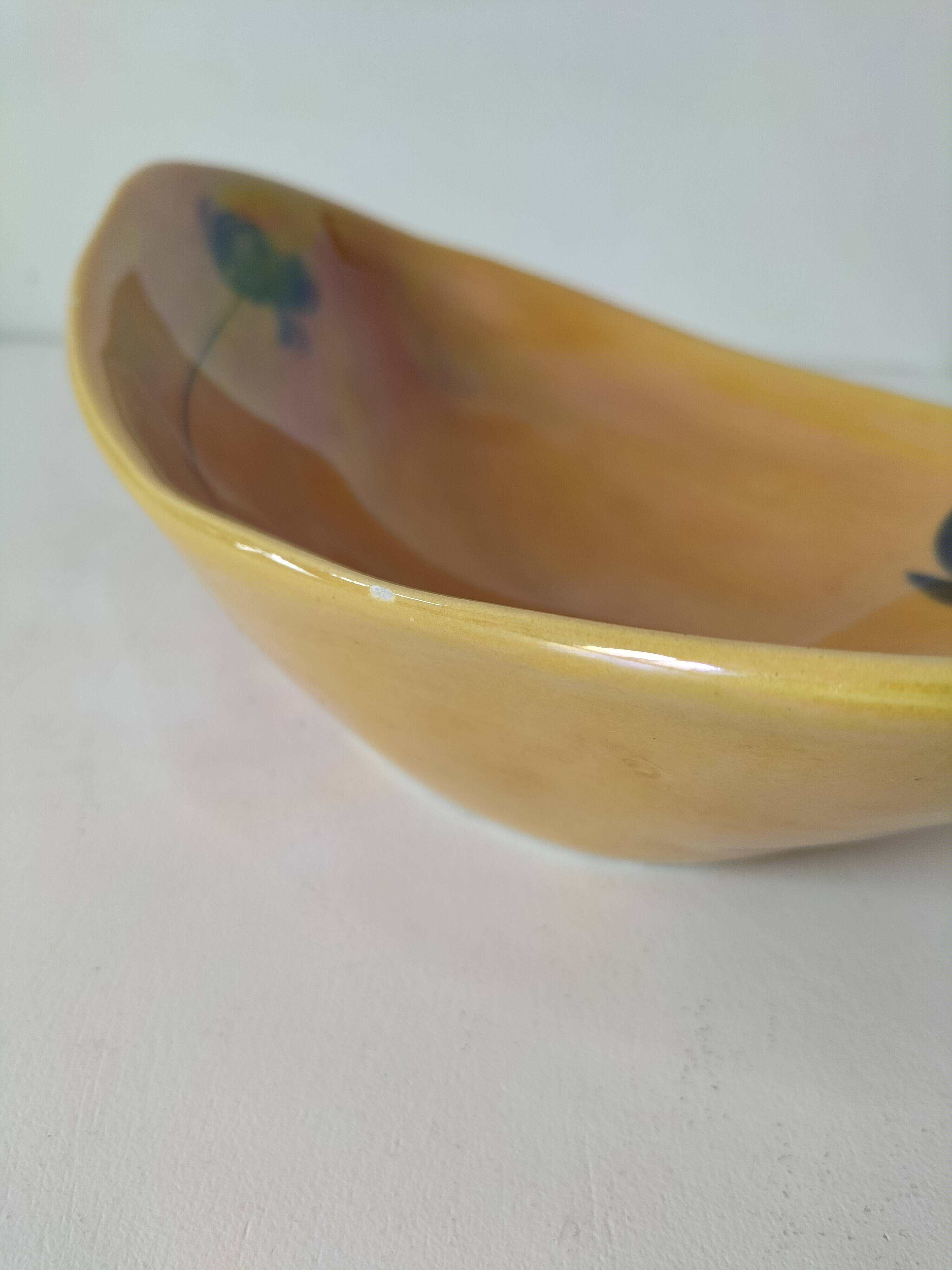 Vintage navette cup by Socram – stylized floral decoration, iridescent caramel