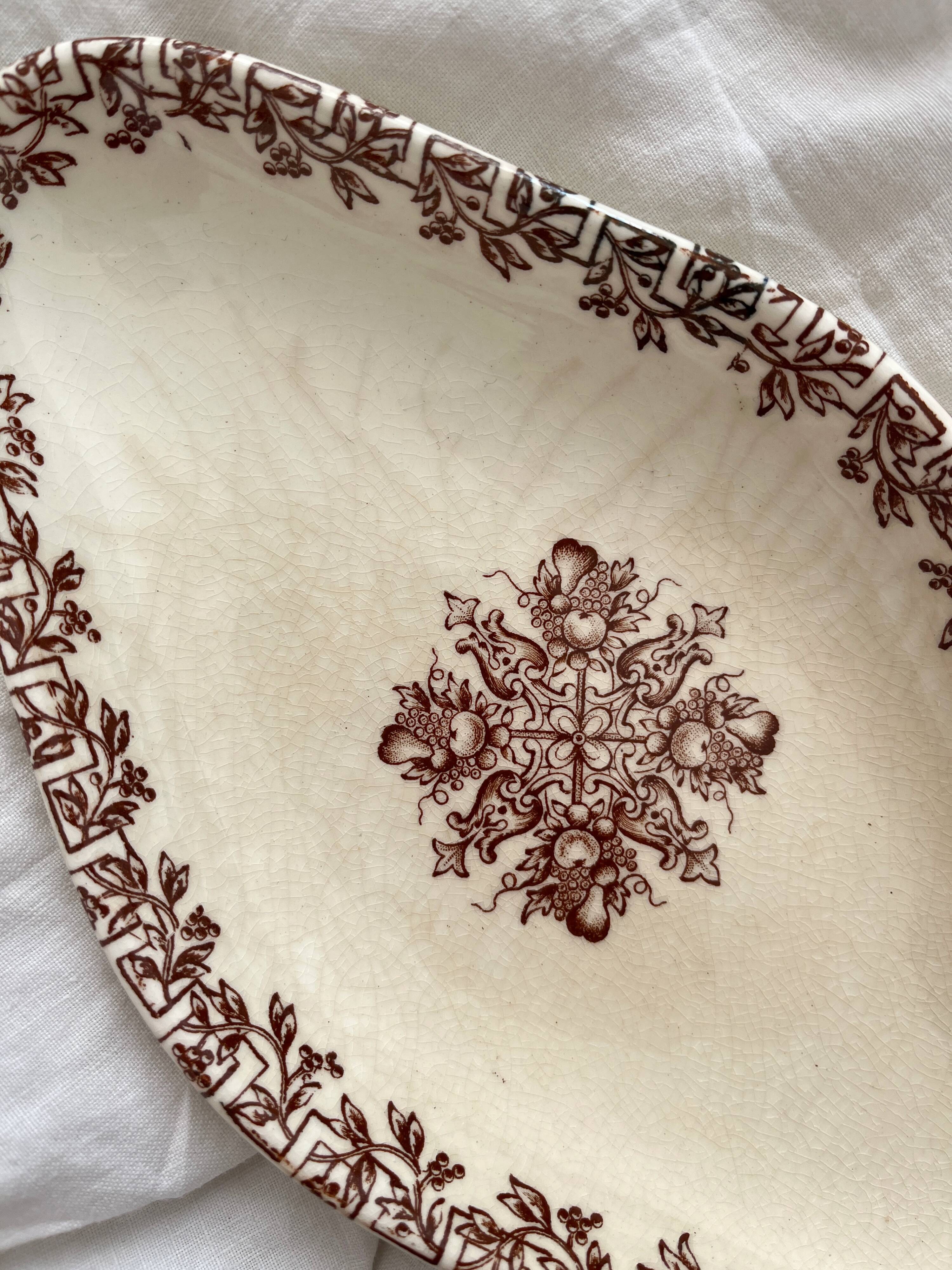 Diamond-shaped dish in "Greek" ironstone, Clairefontaine earthenware, late 19th century