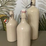 Bouteilles anciennes céramiques