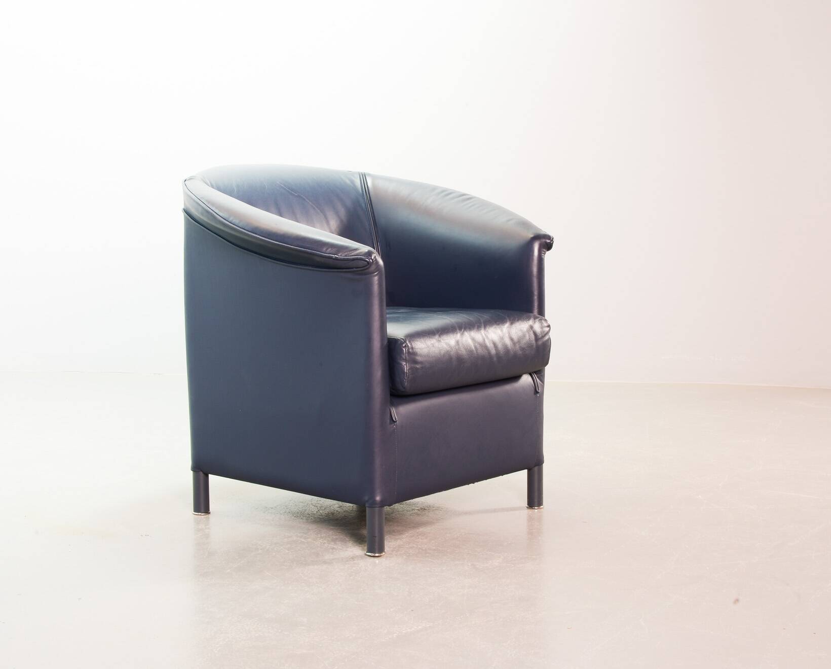 Wittmann Petrol Soft Leather Club Chair Model Aura  Designed by Paolo Piva