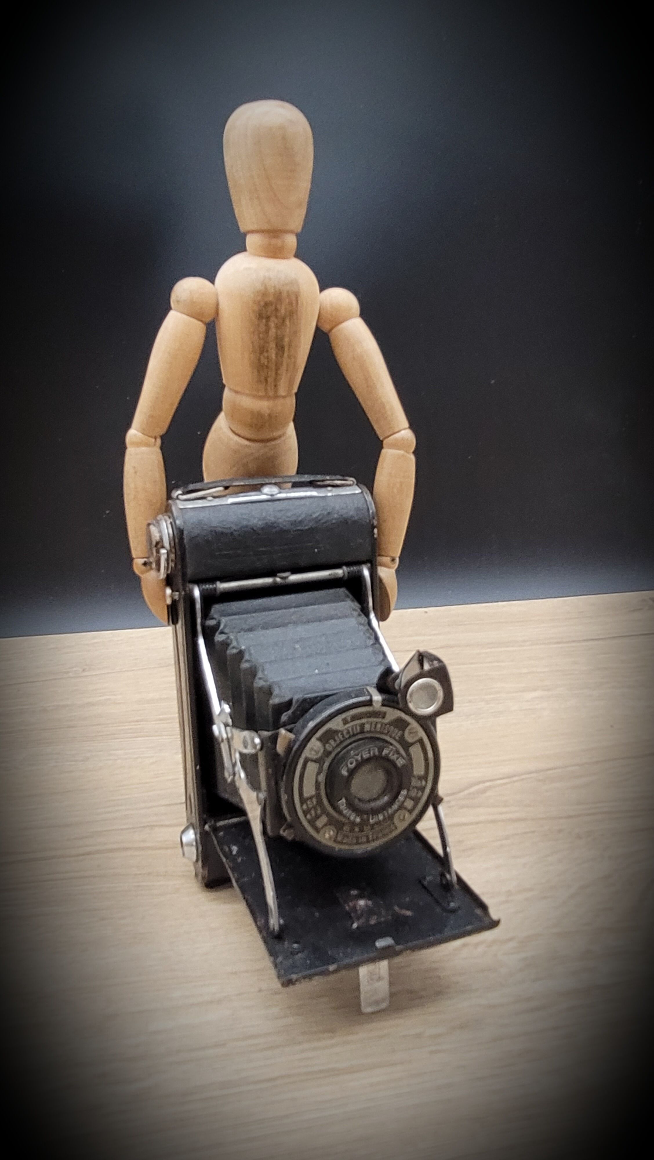 Bellows Camera Menisque Lens