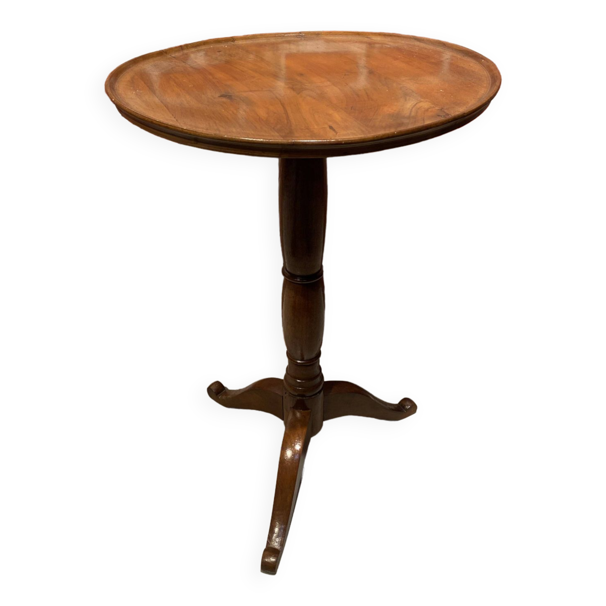 Wooden pedestal table