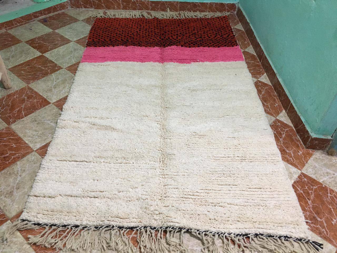Magnificent unique handmade rug 250cm x 150cm