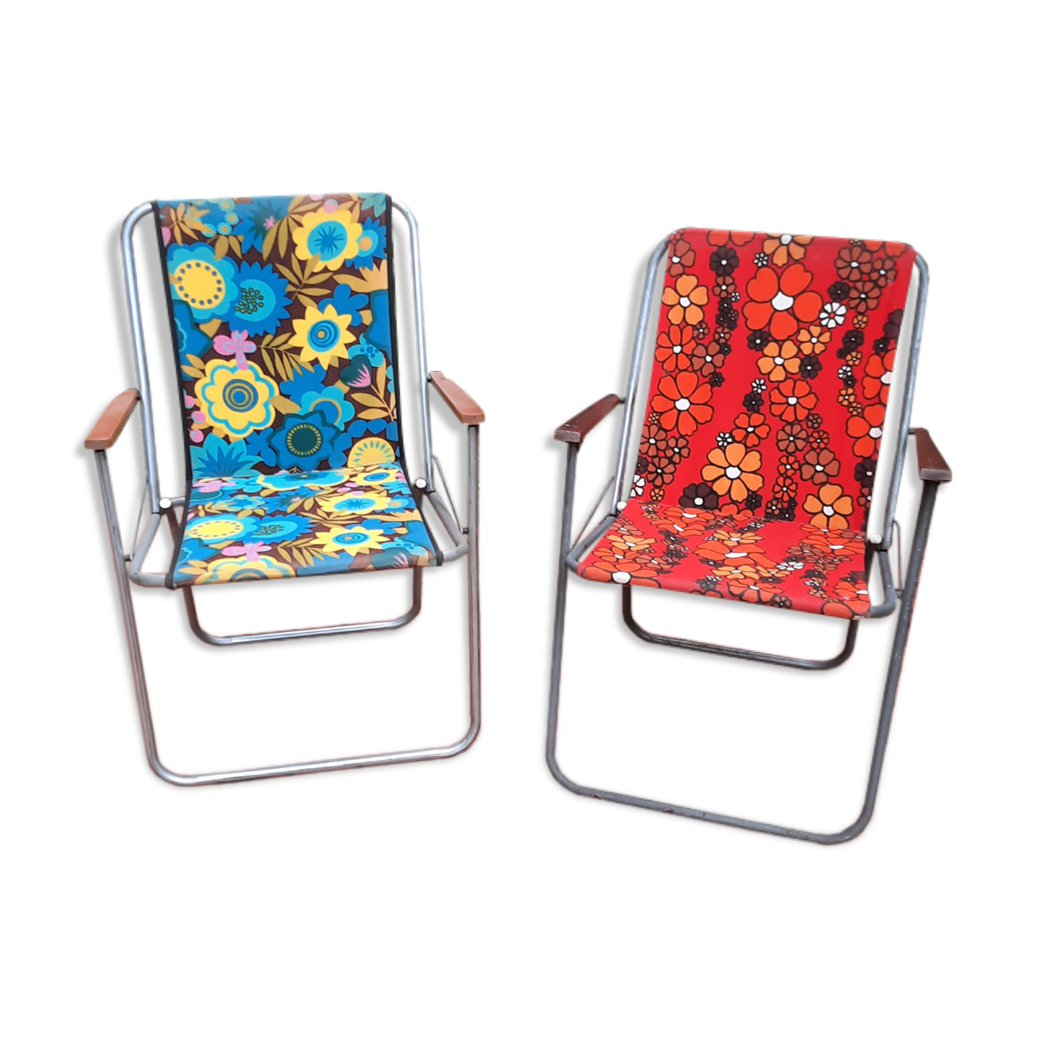 Pair of camping folding chairs