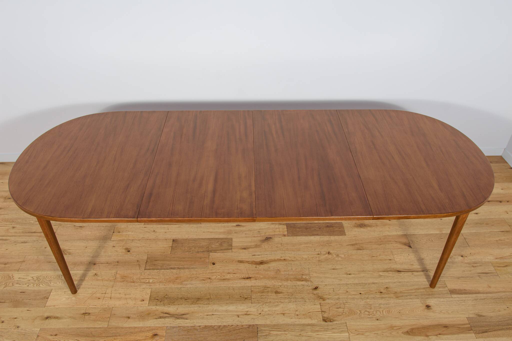 Table à manger en teck par Nils Jonsson Hugo Troeds, Suède, 1960s