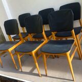 Set of 6 Scandinavian chairs in light wood and black faux leather