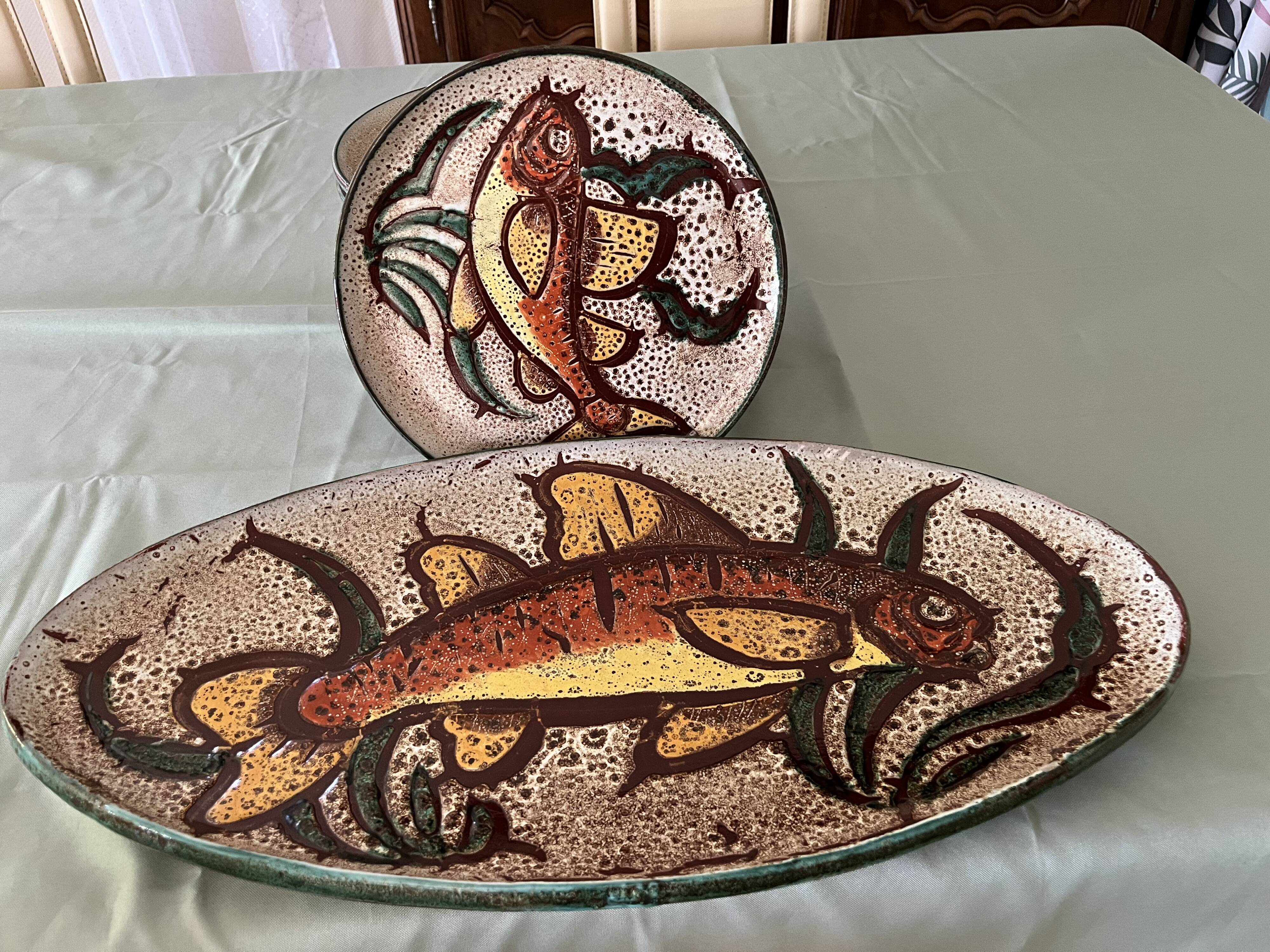 Fish service Vallauris dish + 12 plates