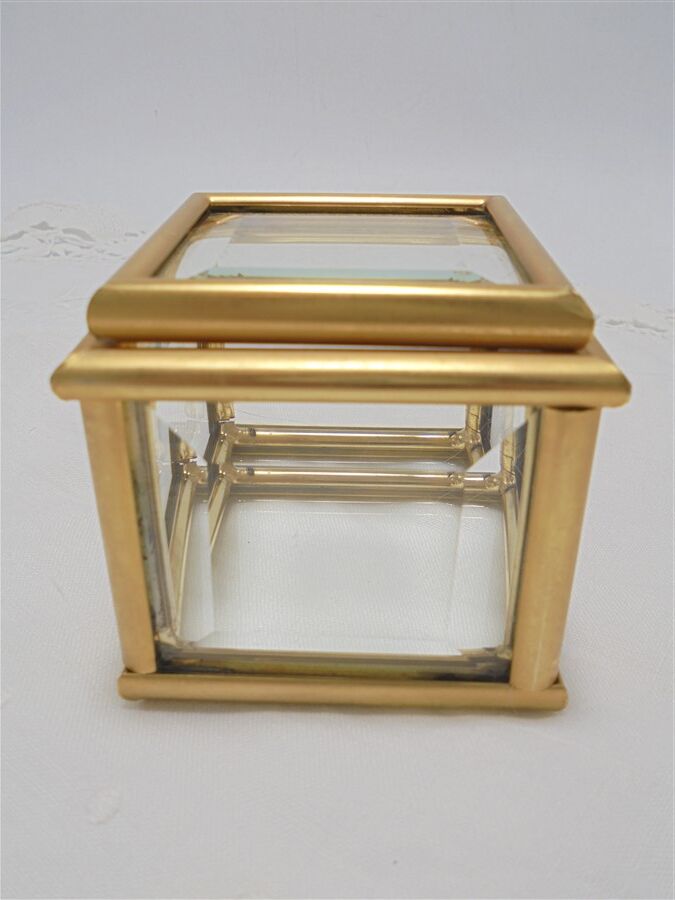 Small jewelry box