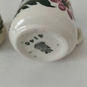 Pair of antique Saint-Amand cups – Floral decoration 4146 (1930s–50s)