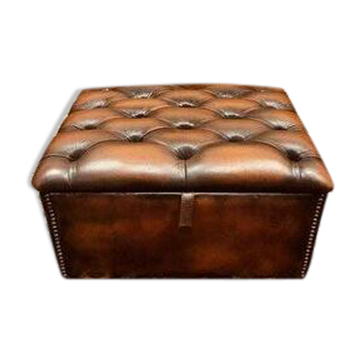 Chesterfield ottoman slipperbox