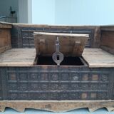 Bench with trunk