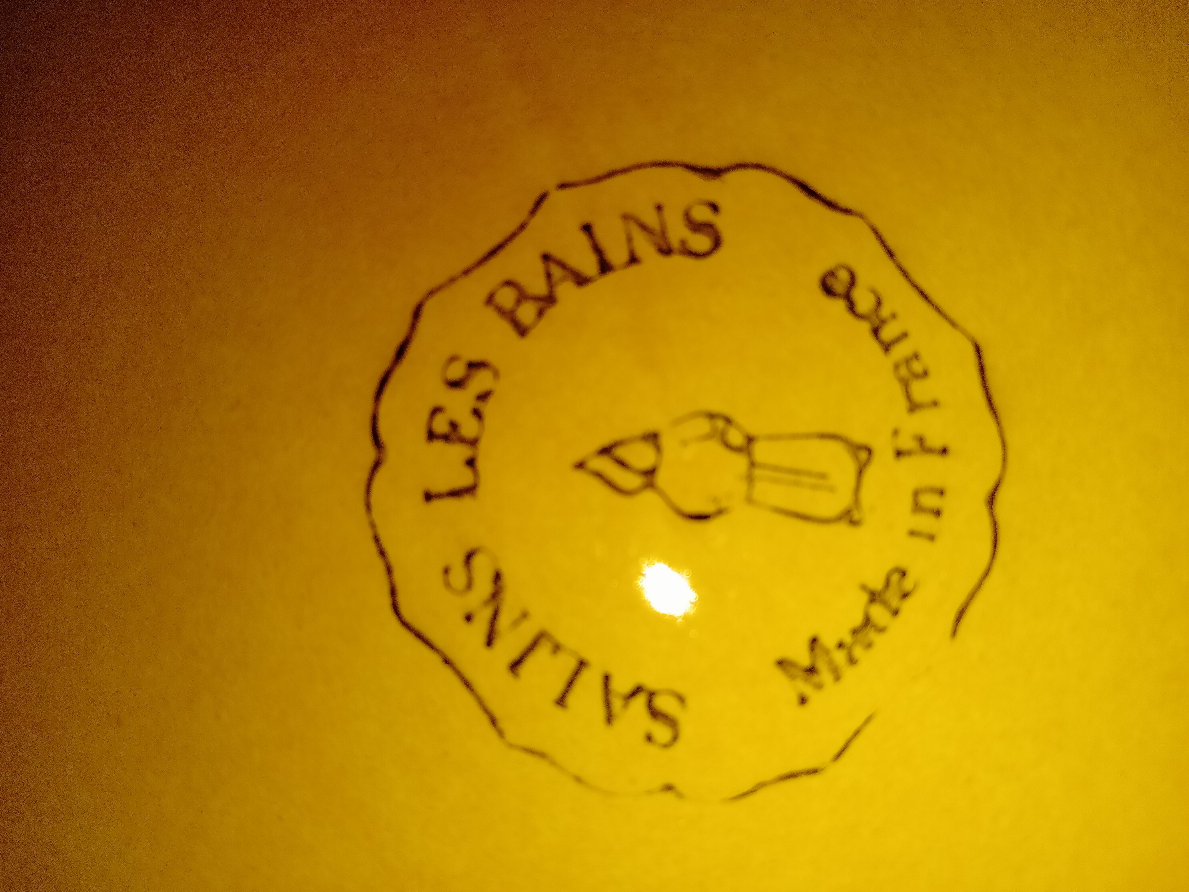 Six slurry dessert plates