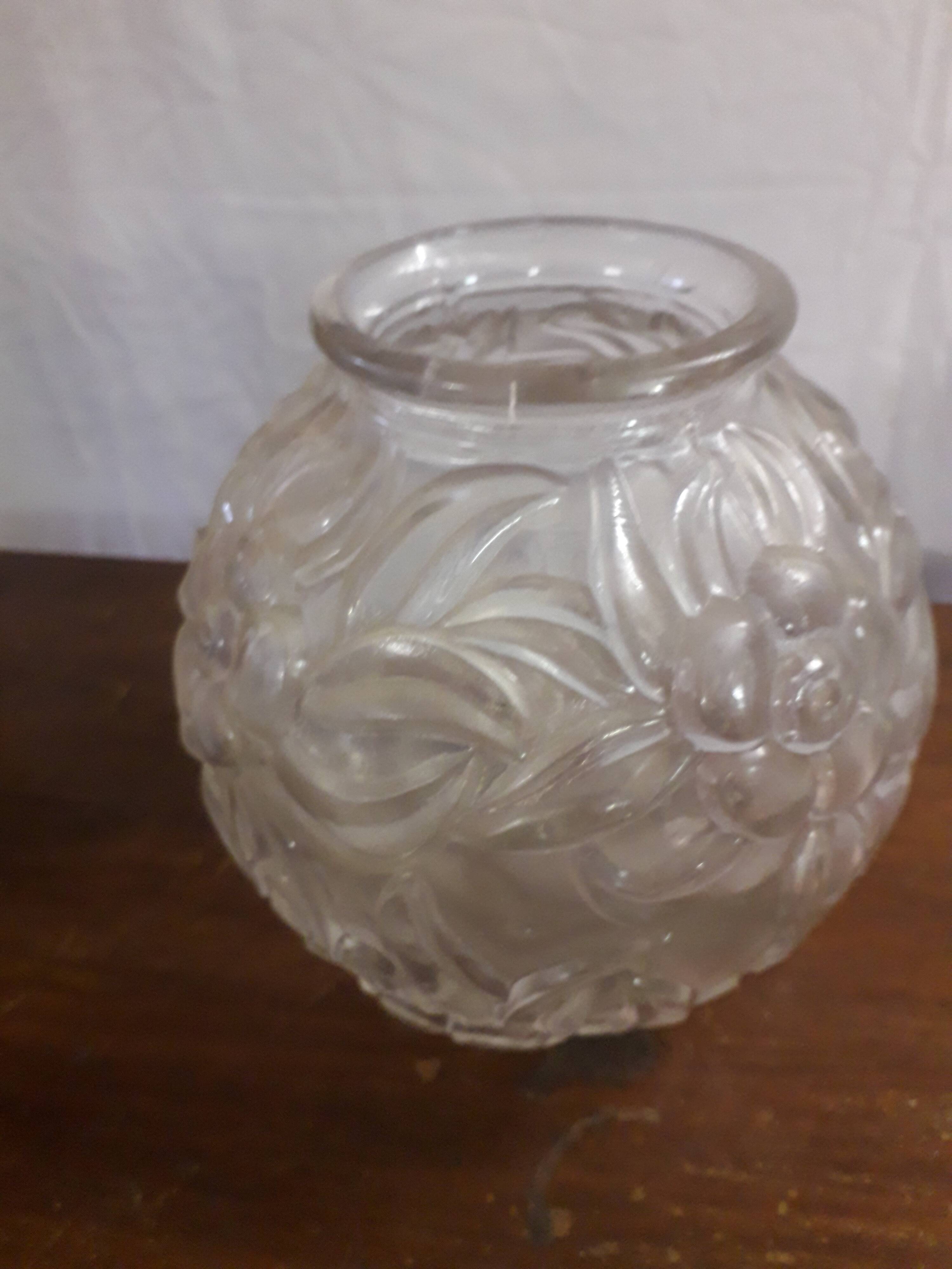 Vase art deco flower decoration