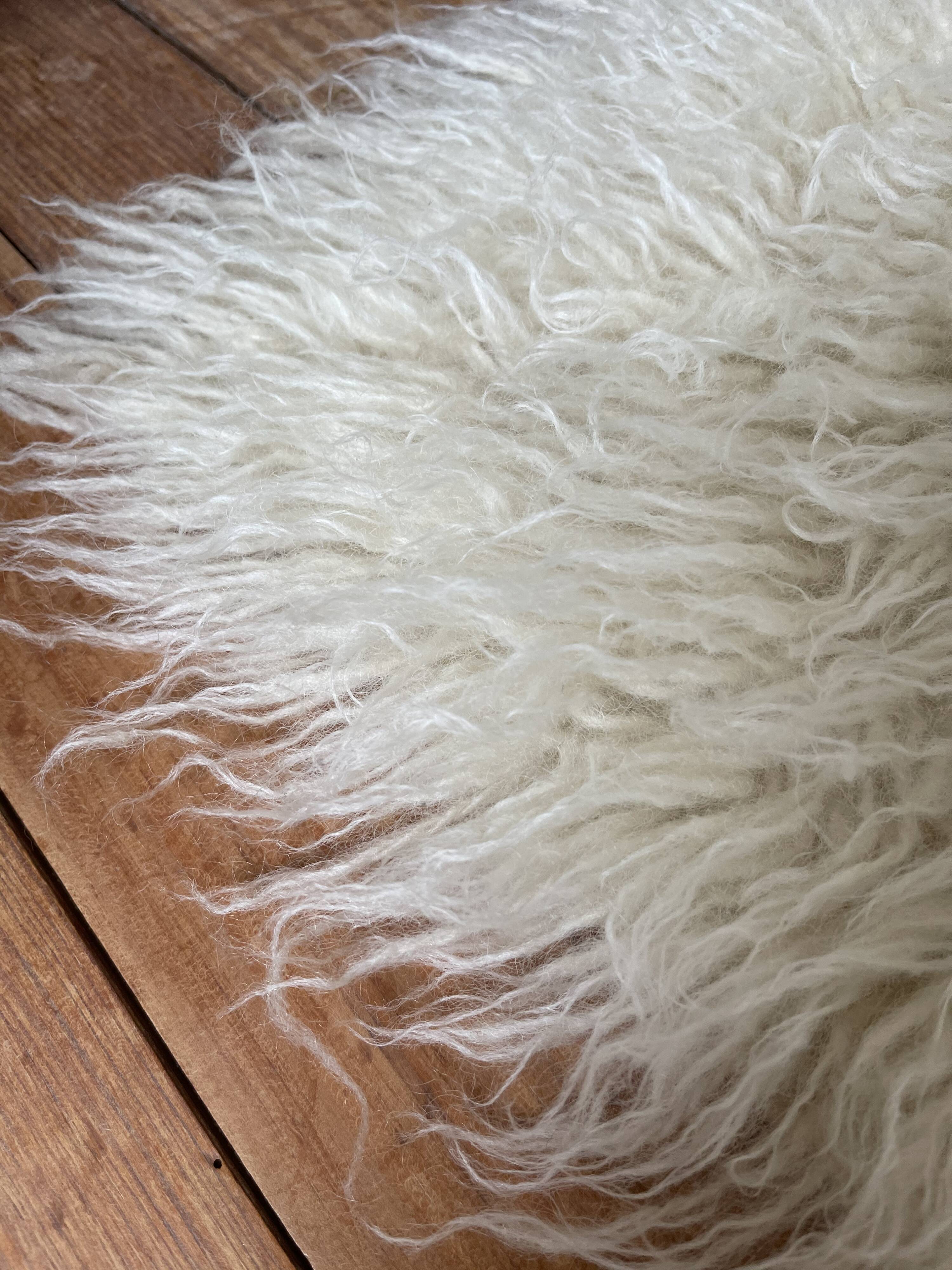 2 vintage flokati carpets