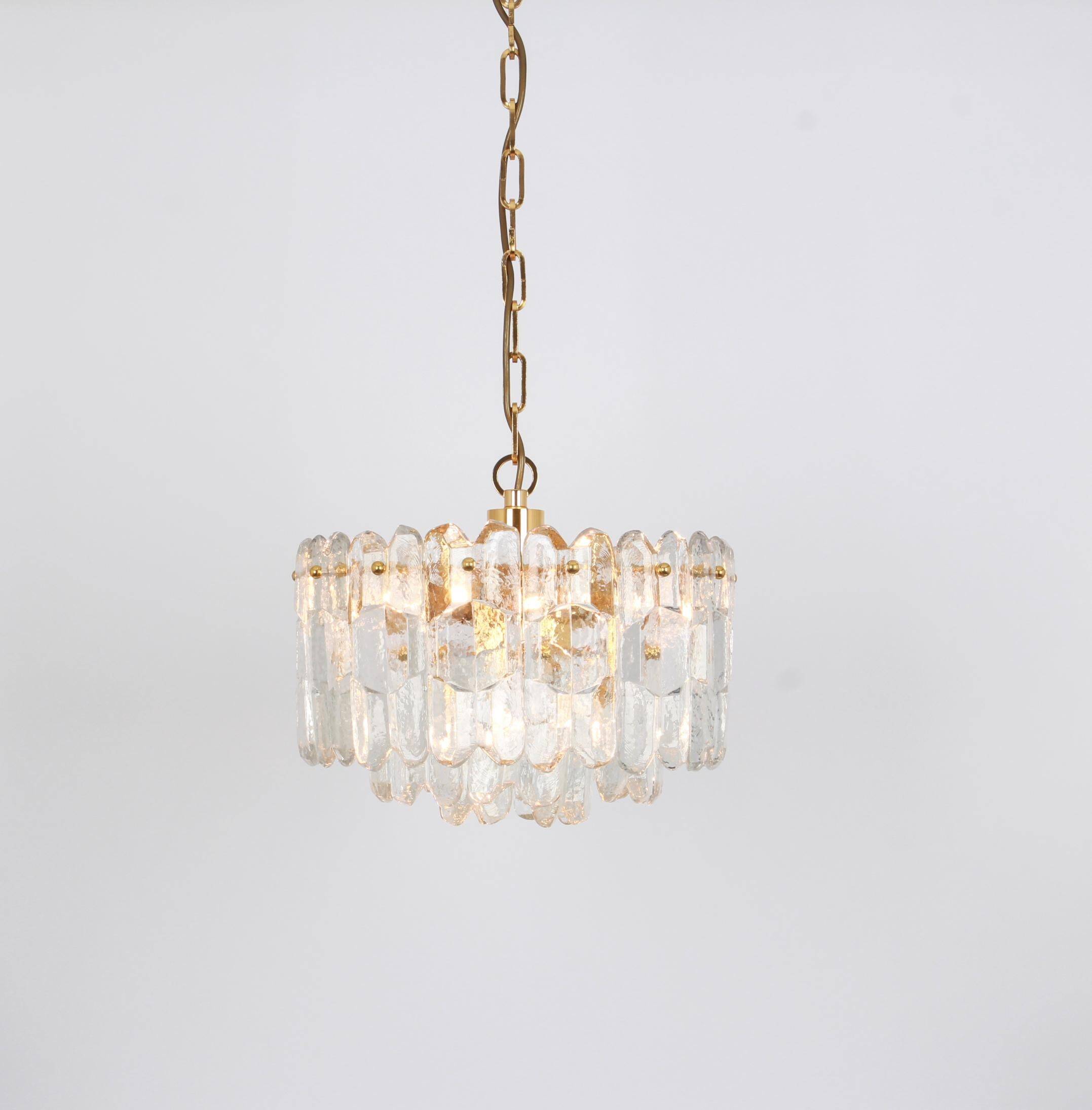Palazzo chandelier in gilded brass and crystal glass, Kalmar, Austria, 1970.