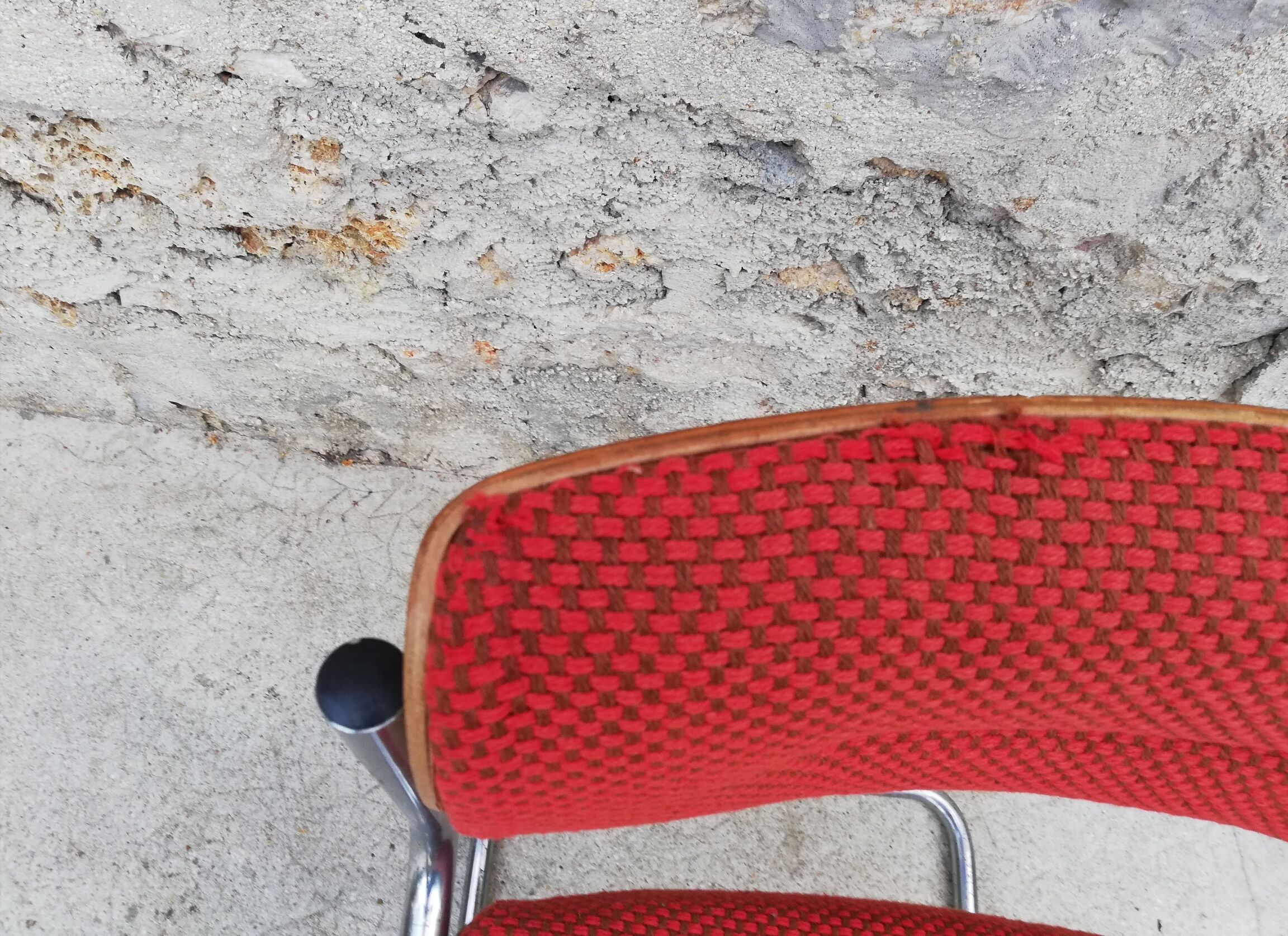 Red chair cantilever chrome tubes