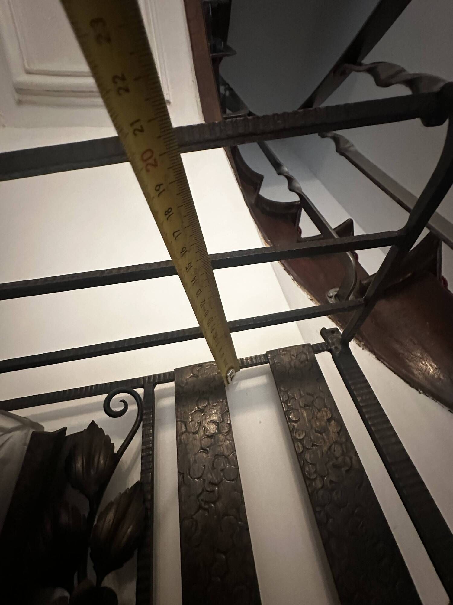 Art deco wrought iron coat rack and Degue lamp